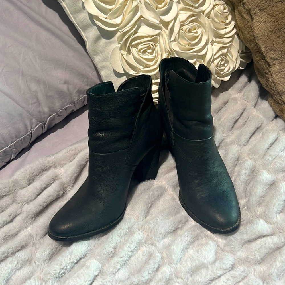 Vince Camuto booties